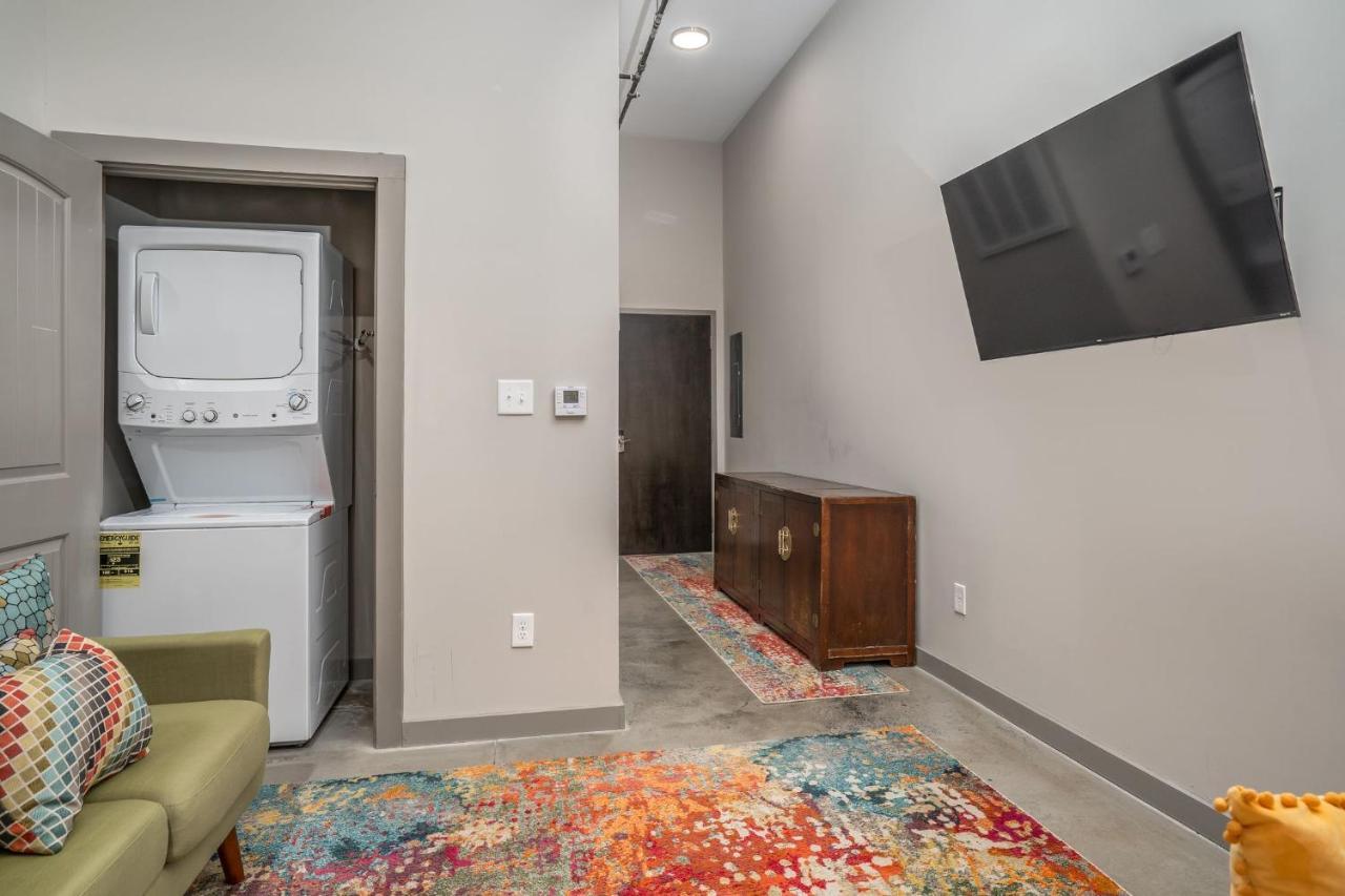The Davis Lofts At Main Street - Unit 1E Apartment Rocky Mount Exterior photo